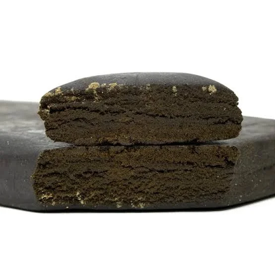 Bugatti AAAA Hash - Starbuds Halifax - shrooms halifax